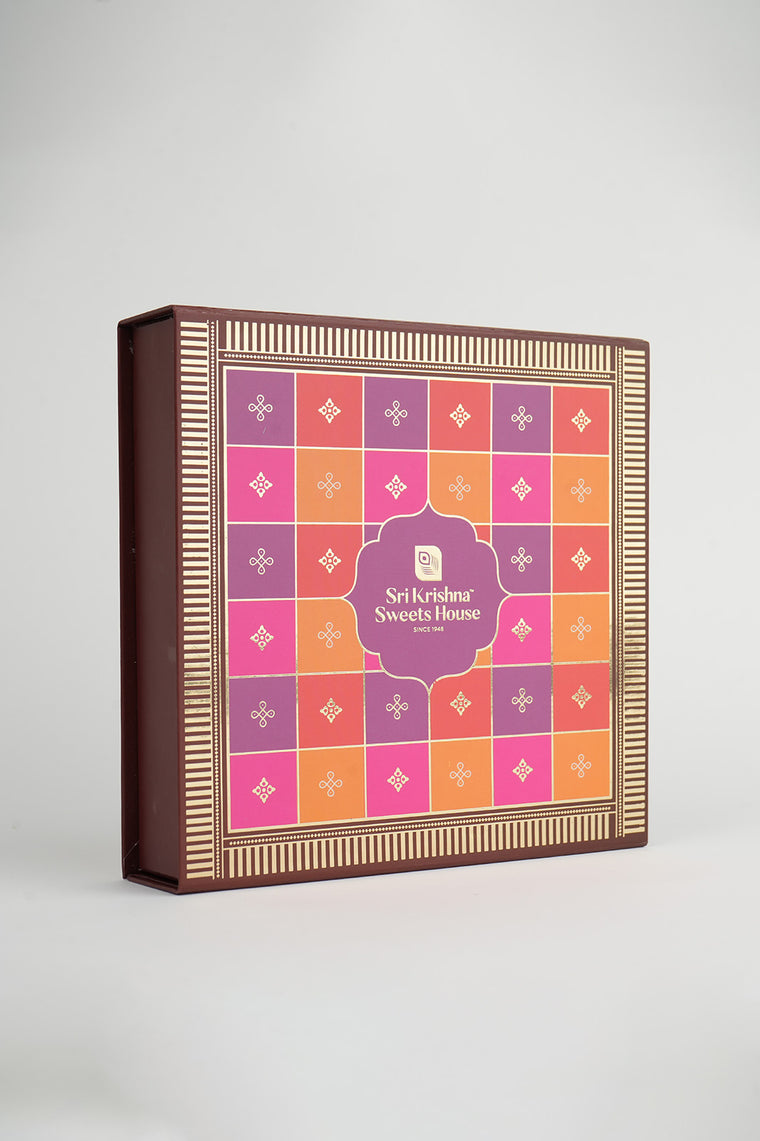 Signature Sweet Gifting Box